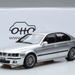 BMW M5 E39 Sidabrinis Otto 1:18 - image 7 of 7