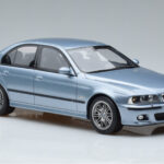 BMW M5 E39 Silverwater Mėlynas Otto 1:18 - image 4 of 6