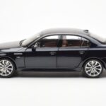 BMW M5 E60 Carbon Juodas Kyosho 1:18 - image 4 of 8