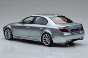 BMW M5 E60 Sidabrinis Otto 1:18 OT426 Derva - nuotrauka 5 iš 6