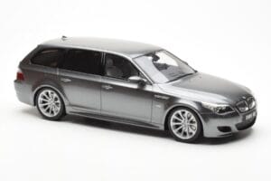 BMW M5 E61 Touring Pilkas Otto 1:18 OT189 Derva - nuotrauka 4 iš 6