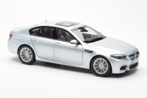 BMW M5 F10 Silverstone Sidabrinis Paragon 1:18 80432186353 Metalas - nuotrauka 6 iš 8