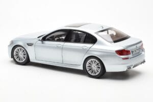 BMW M5 F10 Silverstone Sidabrinis Paragon 1:18 80432186353 Metalas - nuotrauka 7 iš 8