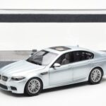 BMW M5 F10 Silverstone Sidabrinis Paragon 1:18 - image 8 of 8