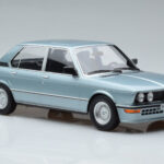 BMW M535i E12 Mėlynas Norev 1:18 - image 4 of 6