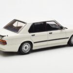 BMW M535i E28 Alpine Baltas AUTOart 1:18 - image 3 of 10