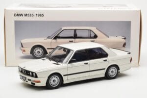 BMW M535i E28 Alpine Baltas AUTOart 1:18 75161 Metalas - nuotrauka 10 iš 10