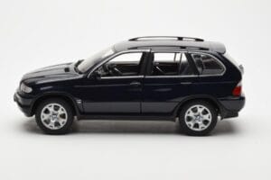 BMW X5 4.4i E53 Tamsiai Mėlynas Kyosho 1:18 08521DB Metalas - nuotrauka 4 iš 8