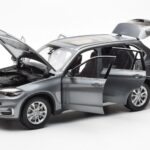 BMW X5 F15 Space Pilkas Paragon 1:18 - image 2 of 8
