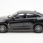 BMW X6 M F86 Sapphire Juodas Metallic Norev 1:18 - image 4 of 8