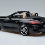 BMW Z4 G29 Juodas Metalinis Norev 1:18 183272 Metalas - image 6 of 7