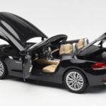 BMW Z4 E89 Spider Juodas Metalinis Kyosho 1:18 - image 6 of 9