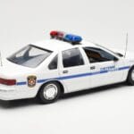 Chevrolet Caprice Cheyenne Policija UT Models 1:18 - image 2 of 6