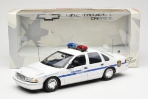 Chevrolet Caprice Cheyenne Policija UT Models 1:18 21025 Metalas - nuotrauka 6 iš 6