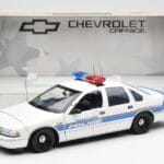 Chevrolet Caprice Sebring Policija UT Models 1:18 - image 6 of 6