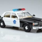 Chevrolet Caprice San Francisco Police Department MCG 1:18 MCG18389 Metalas - image 4 of 6