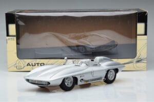 Chevrolet Corvette C1 Stingray Concept AUTOart 1:18 71000 Metalas - nuotrauka 8 iš 8