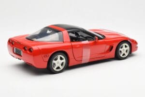 Chevrolet Corvette C5 Hardtop Raudonas UT Models 1:18 21041 Metalas - nuotrauka 2 iš 6
