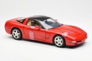 Chevrolet Corvette C5 Hardtop Raudonas UT Models 1:18 21041 Metalas - nuotrauka 4 iš 6