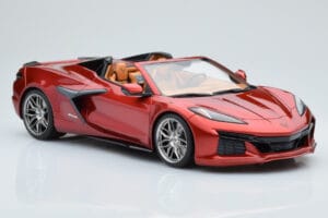 Chevrolet Corvette C8 Z06 Kabrioletas Raudonas Mist GT Spirit 1:18 GT402 Derva - nuotrauka 3 iš 5