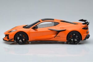 Chevrolet Corvette C8 Z06 Oranžinis GT Spirit 1:18 GT417 Derva - nuotrauka 3 iš 6