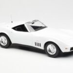 Chevrolet Corvette C3 Kabrioletas Can-Am Baltas Norev 1:18 - image 4 of 6