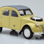 Citroen 2CV Sahara Geltonas Otto 1:18 - image 4 of 6