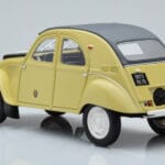 Citroen 2CV Sahara Geltonas Otto 1:18 - image 5 of 6