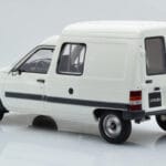 Citroen C15 E Baltas Otto 1:18 - image 4 of 6