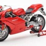 Ducati 999 Raudonas Minichamps 1:12 - image 2 of 4