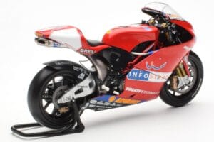 Ducati Desmosedici MotoGP Prova 2002 Minichamps 1:12 122020099 Metalas - nuotrauka 3 iš 4