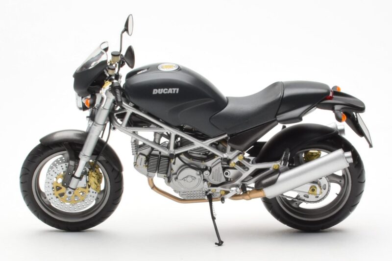 Ducati Monster M900 Juodas Minichamps 1:12