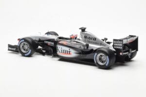 McLaren MP4/17D #6 K. Raikkonen F1 2003 Hot Wheels 1:18 B1650 Metalas - nuotrauka 4 iš 6