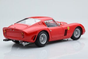 Ferrari 250 GTO Raudonas Kyosho 1:18 08438R Metalas - nuotrauka 3 iš 10