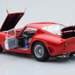 Ferrari 250 GTO Raudonas Kyosho 1:18 - image 5 of 10