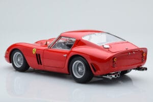 Ferrari 250 GTO Raudonas Kyosho 1:18 08438R Metalas - nuotrauka 7 iš 10