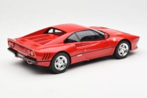 Ferrari 288 GTO Raudonas GT Spirit 1:18 GT288 Derva - nuotrauka 2 iš 6