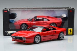Ferrari 288 GTO Raudonas Hot Wheels 1:18 J8248-0510 Metalas - nuotrauka 10 iš 10