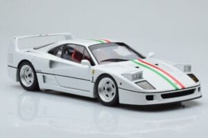 Ferrari F40 Perlamutro Balta Italy Kyosho 1:18 08416PWT-G Metalas - nuotrauka 6 iš 8