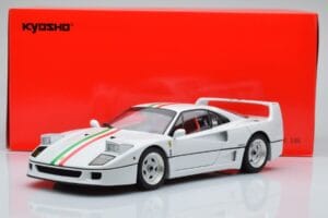 Ferrari F40 Perlamutro Balta Italy Kyosho 1:18 08416PWT-G Metalas - nuotrauka 8 iš 8