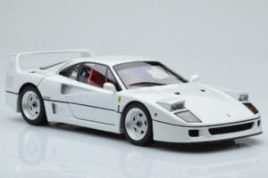 Ferrari F40 Perlamutro Balta Kyosho 1:18 08416PW-G Metalas - nuotrauka 6 iš 8
