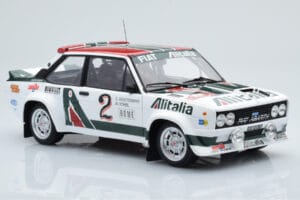 Fiat 131 Abarth Alitalia #2 W. Röhrl / C. Geistdörfer Rally Monte Carlo 1978 Kyosho 1:18 08376G Metalas - nuotrauka 6 iš 10