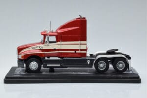 Ford Aeromax Raudonas IXO 1:43 TR108 Metalas - nuotrauka 3 iš 6