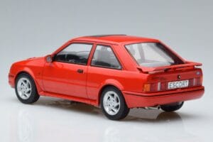 Ford Escort Mk4 RS Turbo S Raudonas MCG 1:18 MCG18273 Metalas - nuotrauka 5 iš 6