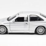 Ford Escort RS Cosworth Gatvės Versija Sidabrinis UT Models 1:18 - image 3 of 6