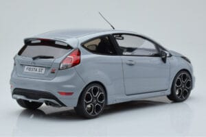 Ford Fiesta ST2000 Pilkas Otto 1:18 OT985 Derva - nuotrauka 2 iš 6