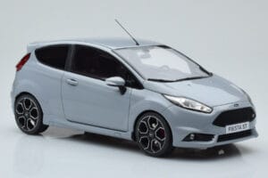 Ford Fiesta ST2000 Pilkas Otto 1:18 OT985 Derva - nuotrauka 4 iš 6