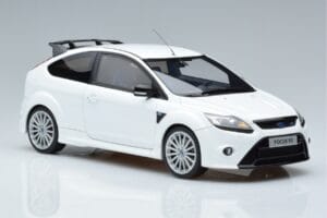 Ford Focus RS Mk2 Baltas Otto 1:18 OT977 Derva - nuotrauka 4 iš 6