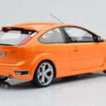 Ford Focus Mk2 ST 2.5 Electric Oranžinis Otto 1:18 - image 2 of 6