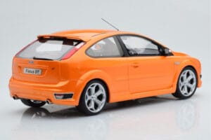 Ford Focus Mk2 ST 2.5 Electric Oranžinis Otto 1:18 OT961 Derva - nuotrauka 2 iš 6